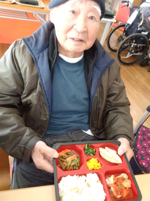 お楽しみ弁当