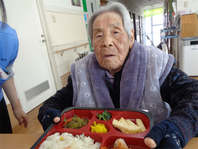 お楽しみ弁当