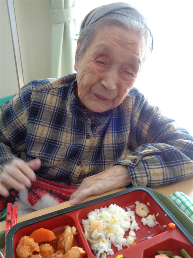 お楽しみ弁当