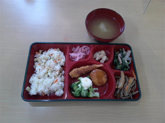 タケノコ弁当